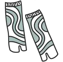 Black and white abstract patterned leggings.