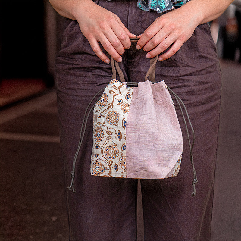 Japanese Kinchaku Bag Handwoven Linen Karakusa