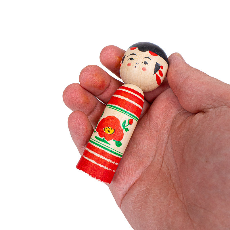Japanese Kokeshi Doll - Tsubaki Camellia - 9 cm
