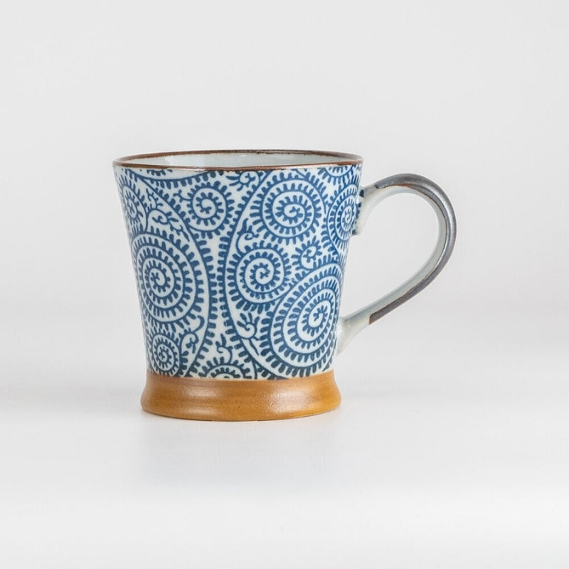 Karakusa Japanese mug