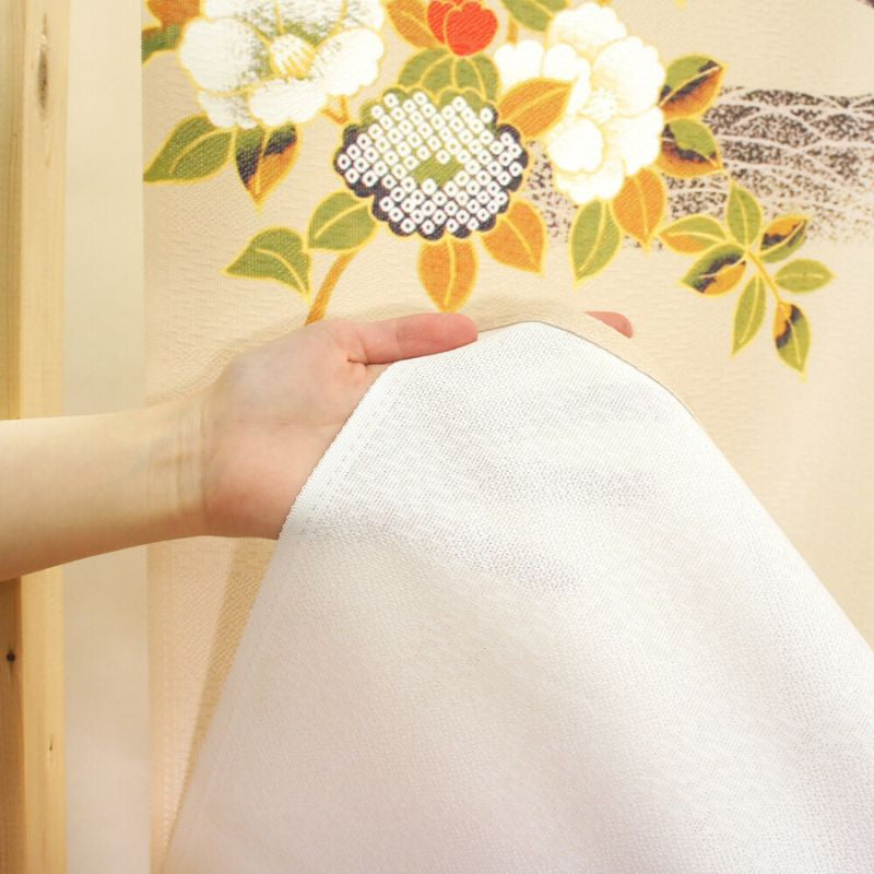 Noren Curtain - Tsubaki 85 x 150 cm (33.5’’ x 59’’)