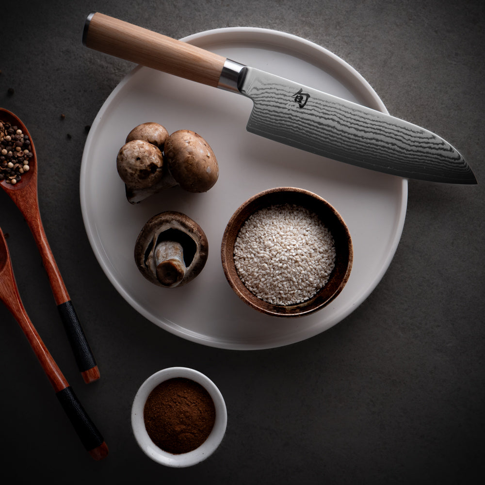 Shun Classic White Santoku Knife – 7.1