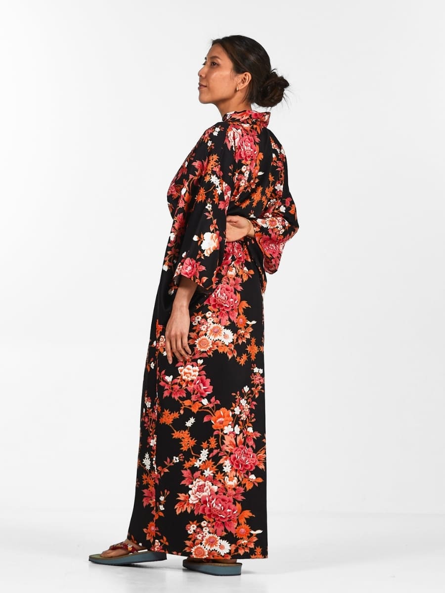 Womenâs Japanese Kimono - Sakura to Botan One Size