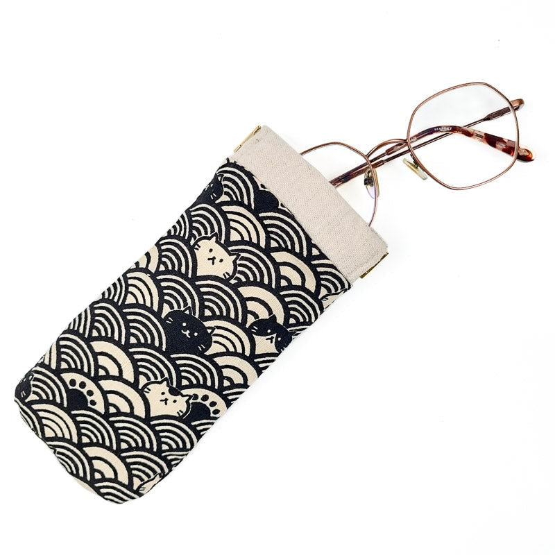 Seigaiha Cat Glasses Case