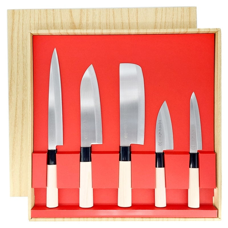 http://japan-avenue.com/cdn/shop/products/set-couteaux-chef-japonais-415.jpg?v=1684732589