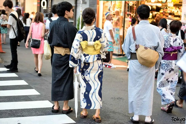 Harajuku district - Japanese with yukata and obi
