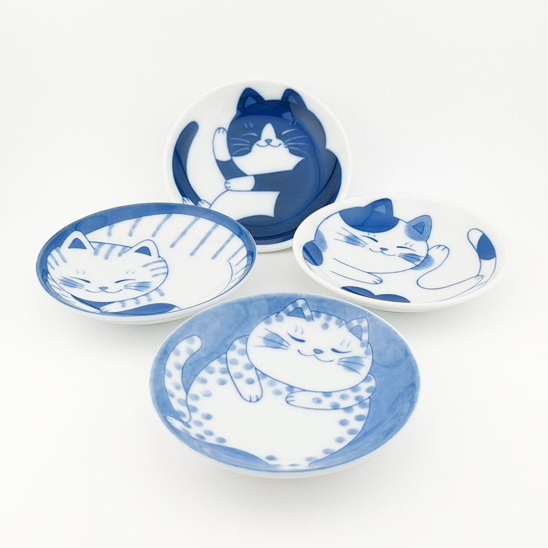 Small Japanese Cat Plates