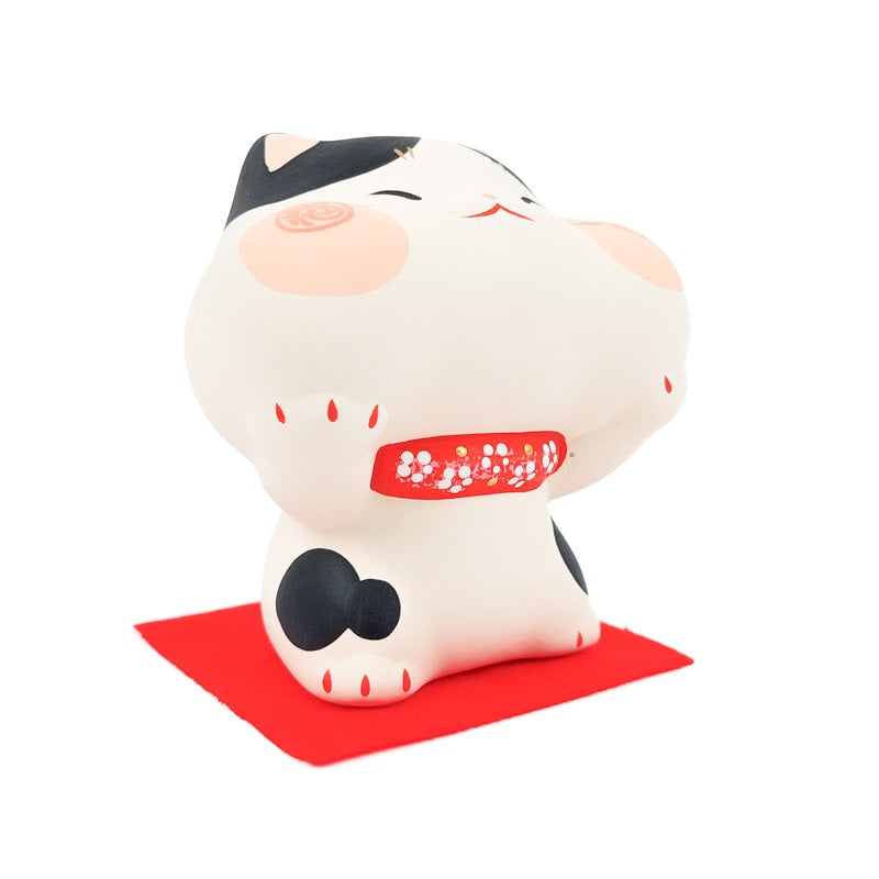 Plump Cheeks cat figurine