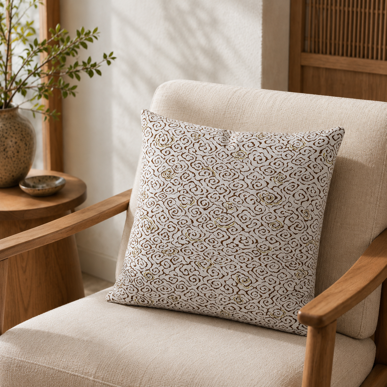 Japanese Cushion Cover - Makigumo 18x18