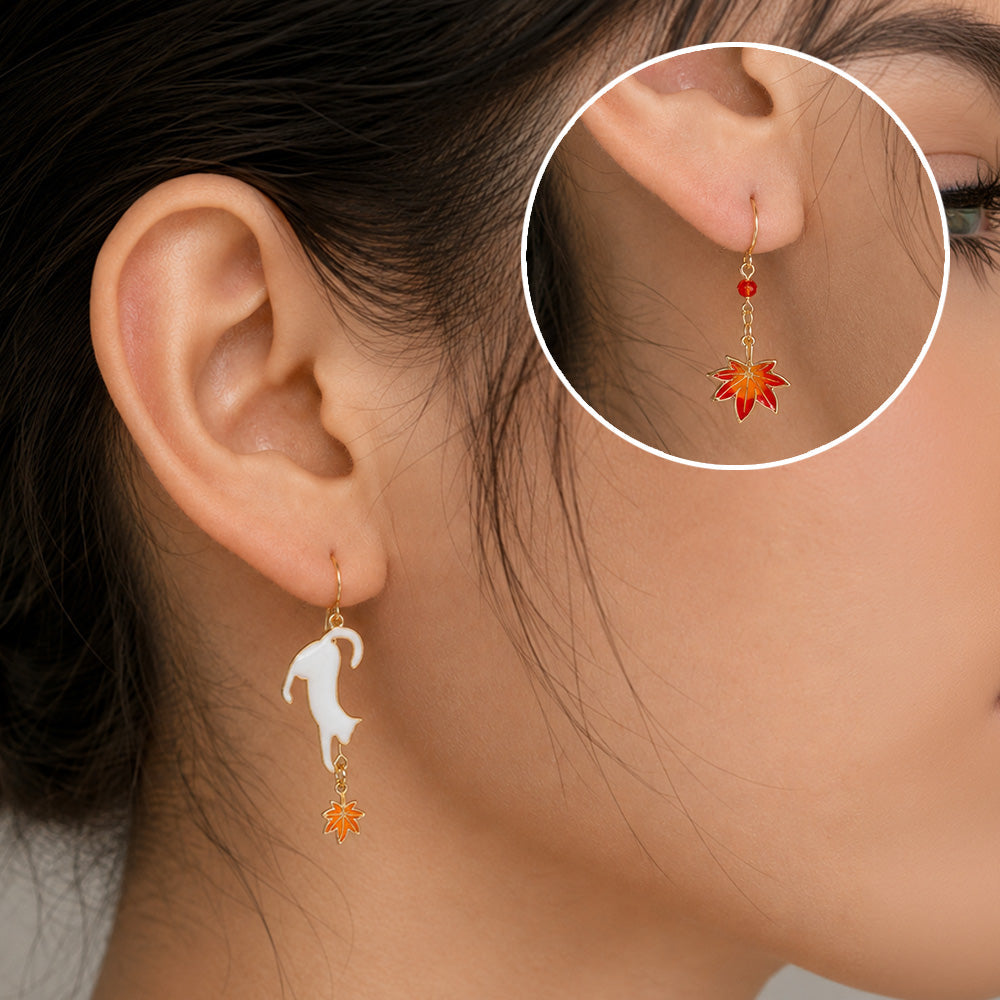 Japanese Earrings – Cat & Momiji Leaf