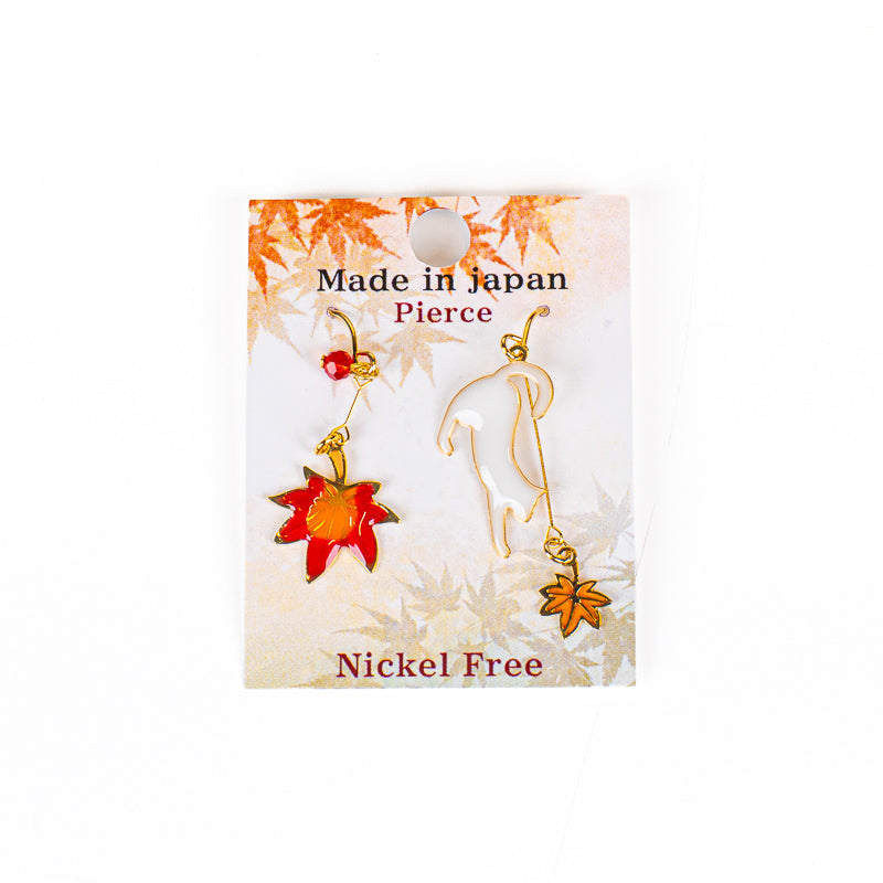 Japanese Earrings – Cat & Momiji Leaf