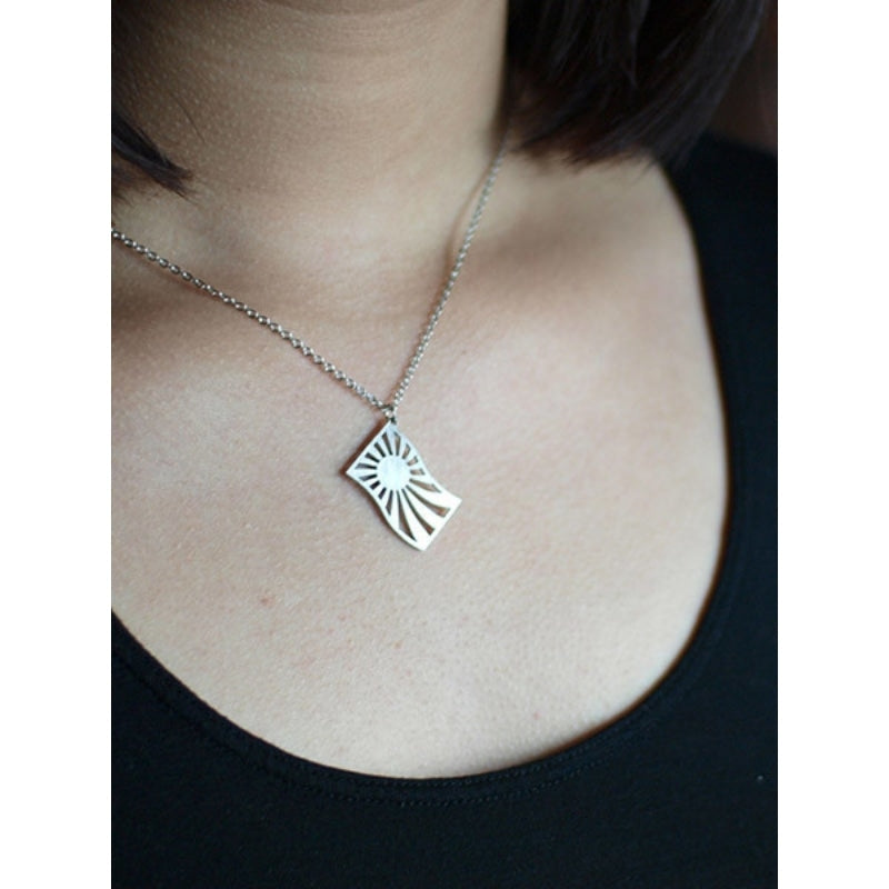 Japanese Flag Necklace | Japan Avenue
