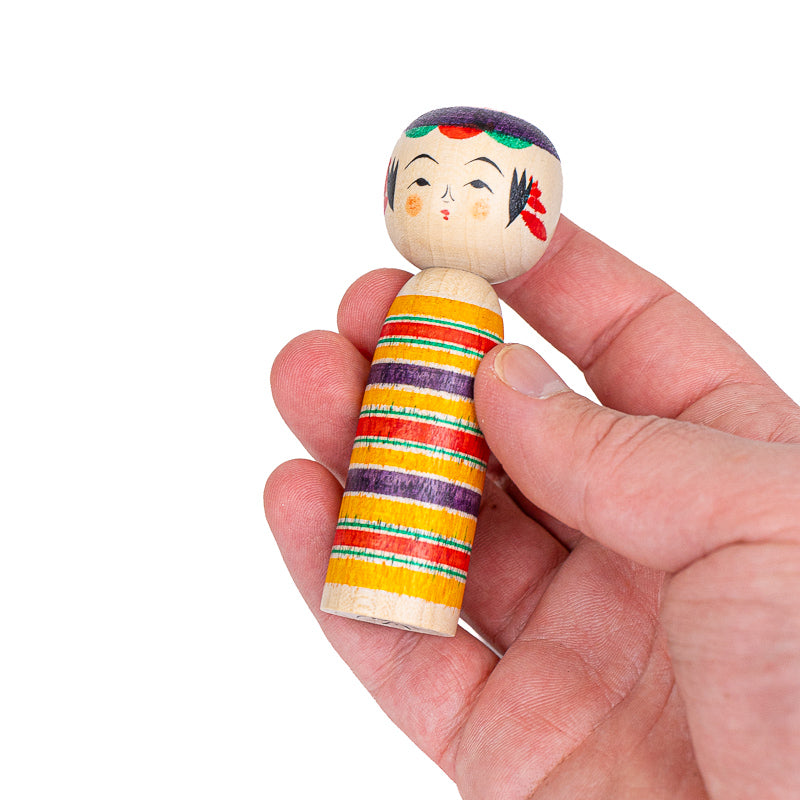Japanese Kokeshi Doll - Yajiro Rokuro - 8.5 cm