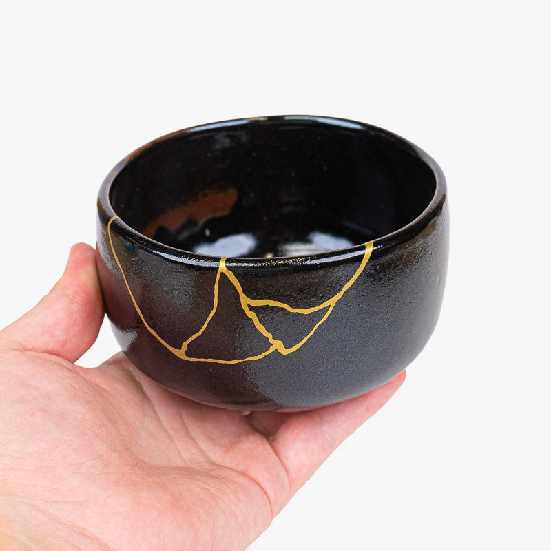 Japanese Matcha Bowl – Black Kintsugi
