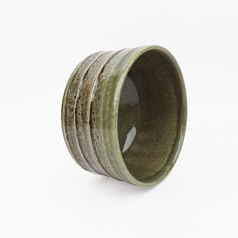 Japanese Matcha Bowl - Oribe Ashi