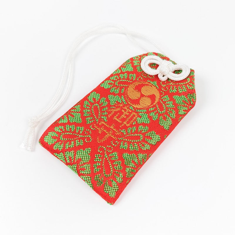 Japanese Omamori - Mitsudomoe Red