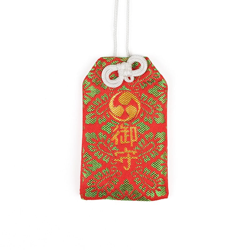 Japanese Omamori - Mitsudomoe Red
