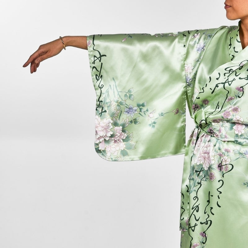 Women's Japanese Kimono Shi to Hana - One size