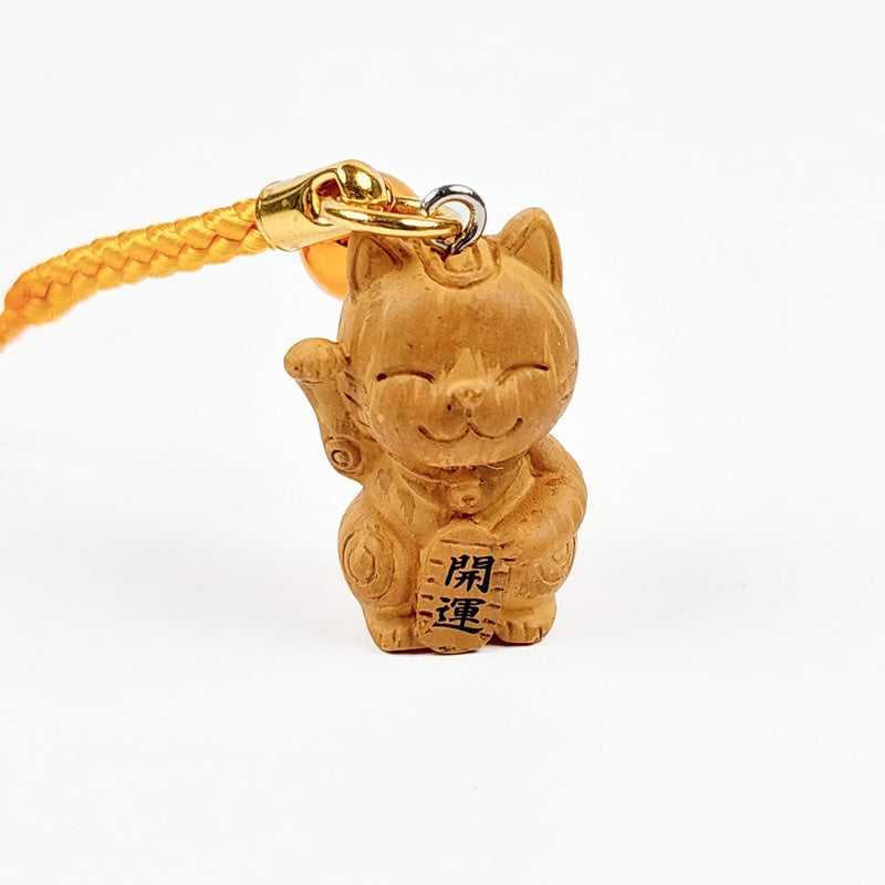 【1109 - 4】摘ままれにゃんこのキーホルダー／ペンダント／ミケ Maneki Neko Keychain | Japan Avenue