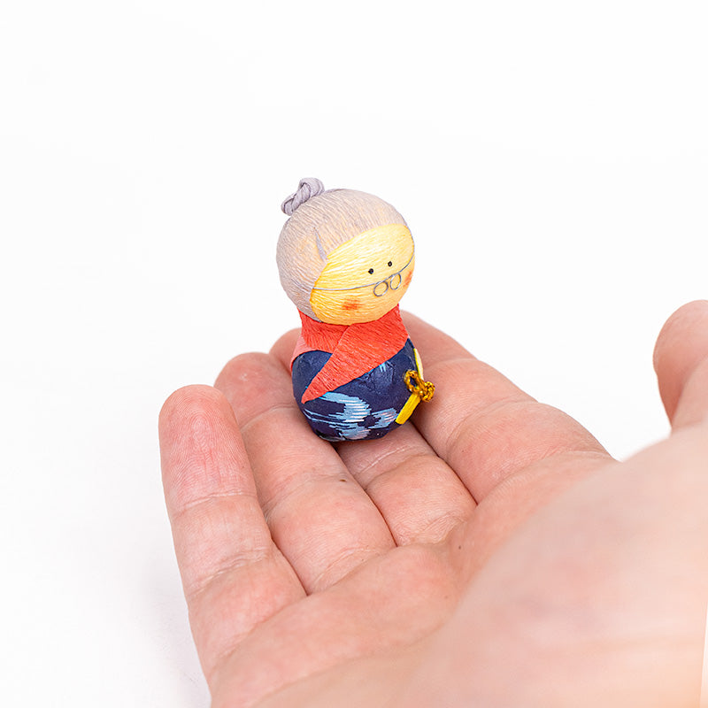 Okiagari Roly-Poly Doll Grandmother