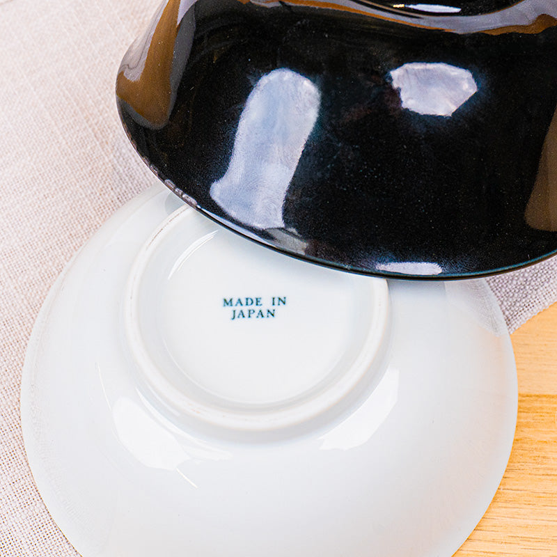 Set of 2 Japanese Bowls - Black & White