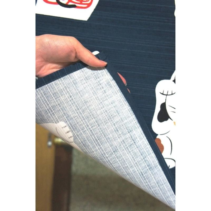 Short Japanese Noren Neko 85 x 90 cm (33.5’’ x 35.5’’)