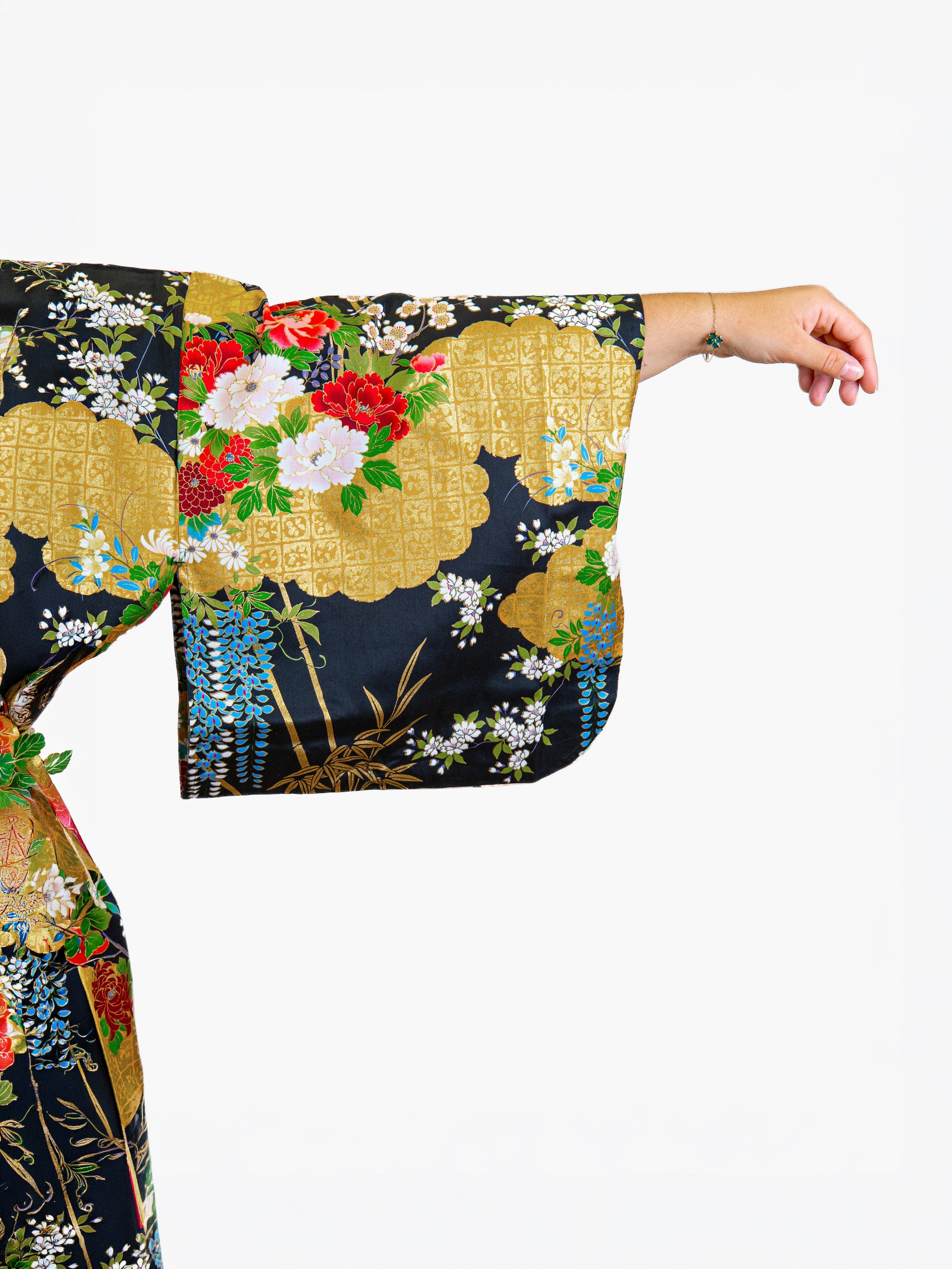 Women’s Japanese Kimono – Golden Botan