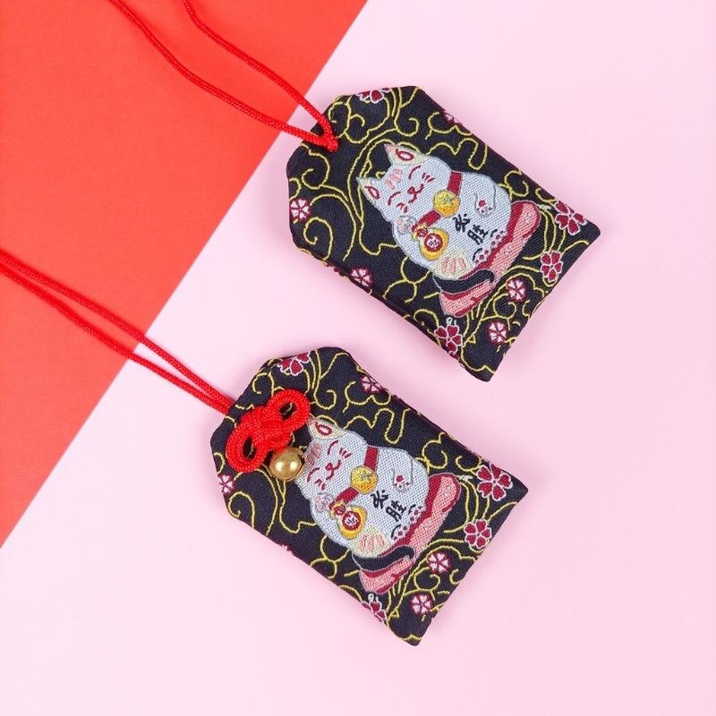 Black Omamori Maneki Neko