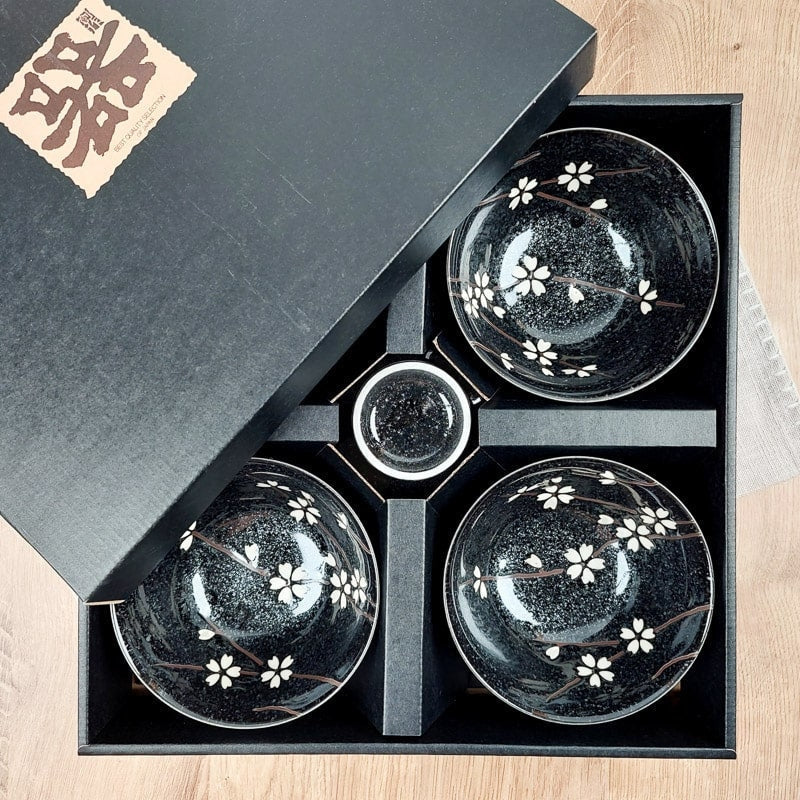 Set of 5 Japanese Bowls - Spring