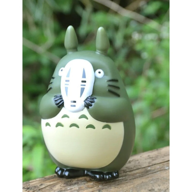 Totoro Faceless Figure
