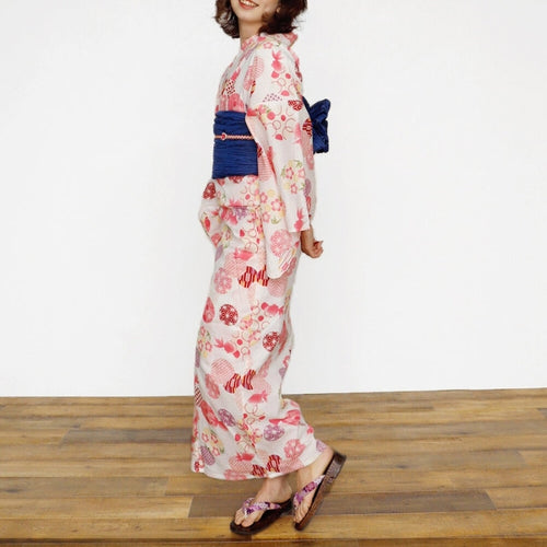 Traditional Japanese Kimono Dress for Women | Japan Avenue