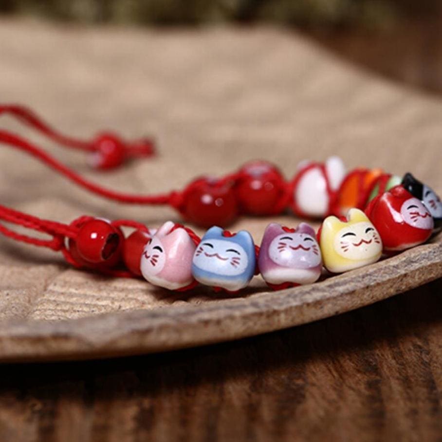 Maneki Neko Lucky Charm Bracelet Red