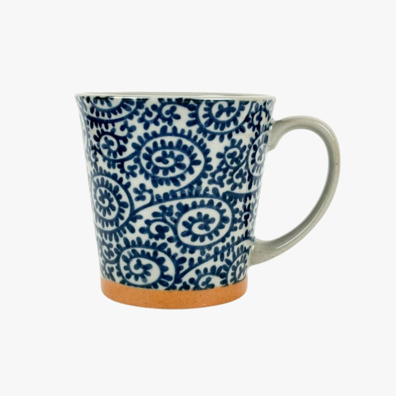 Japanese mug Karakusa Blue