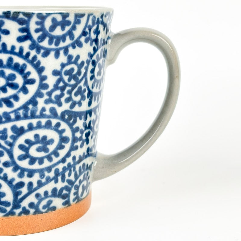 Japanese mug Karakusa Blue