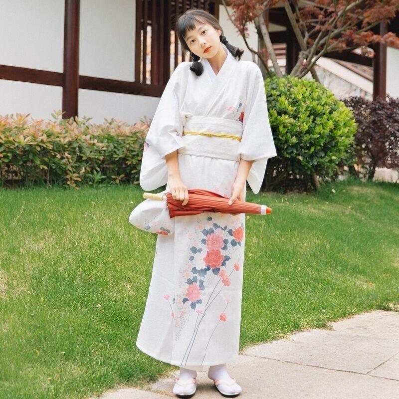 Women’s Japanese Flower Kimono - Shakuyaku