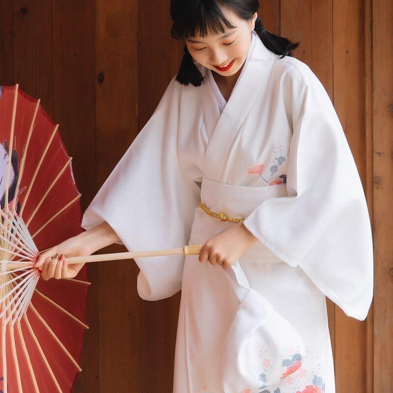 Women’s Japanese Flower Kimono - Shakuyaku M