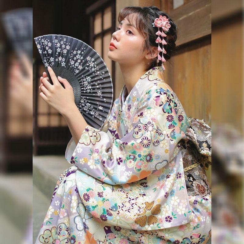 Women’s Kimono With Flowers