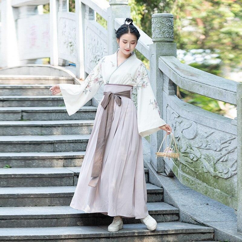 Women’s Traditional Dress Kimono S