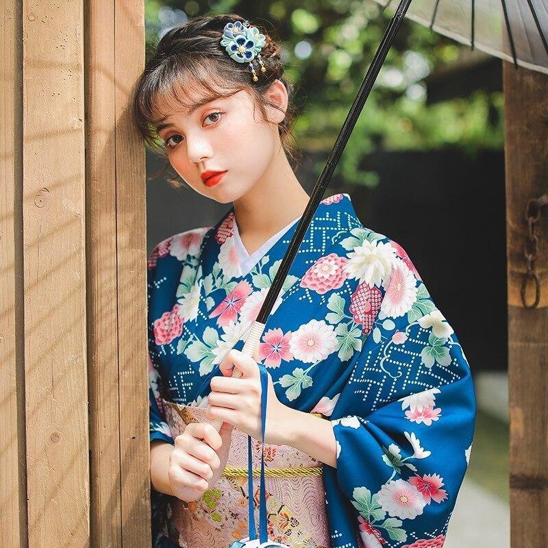 Women’s Traditional Kimono Dress Japanese